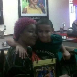 Meet your Posher, Mary